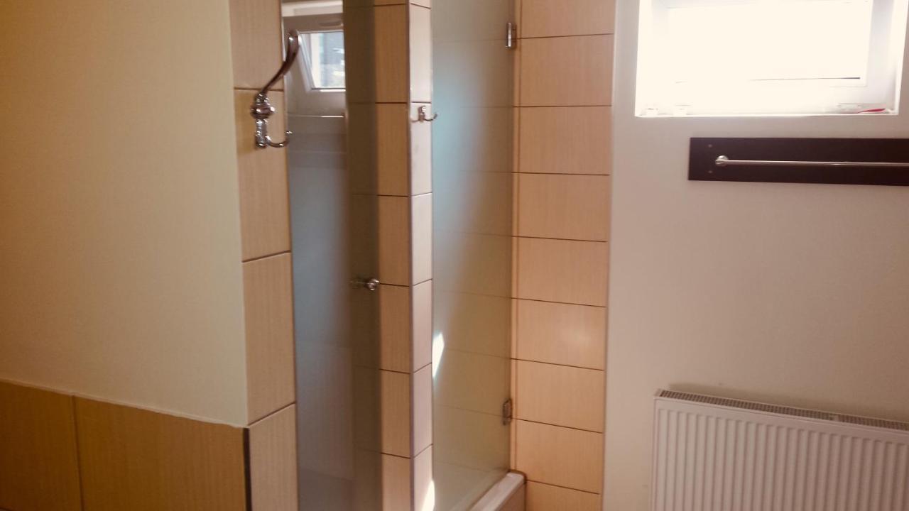 Łomża Uslugi Noclegowe Akademicka מראה חיצוני תמונה